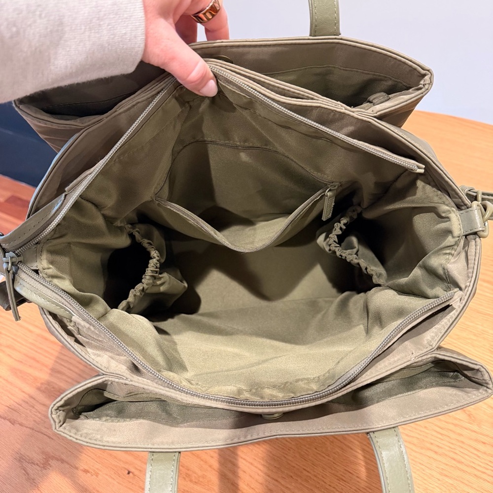 BEIS Olive Commuter Tote - Picture 9 of 10